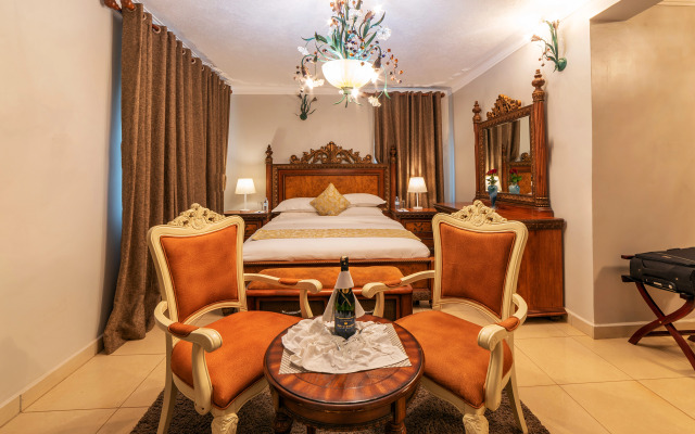 A'lure Hotel & Residences