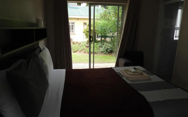2 Bedroomed Apartment With En-suite and Kitchenette - 2066