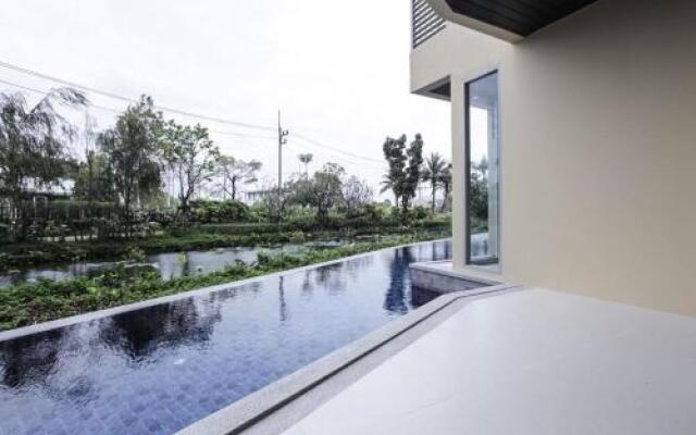 Baan Thew Thalay Aquamarine Cha-am