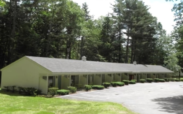 Storybook Inn & Suites