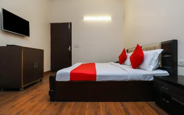 Royal Town By OYO Rooms