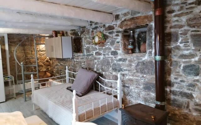 Velanidies Traditional Ikarian House