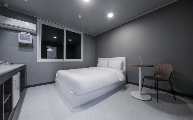 Cheongsong Baegunjang Motel