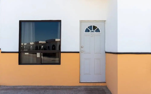 Mexican Ambience Townhome With Pool 31