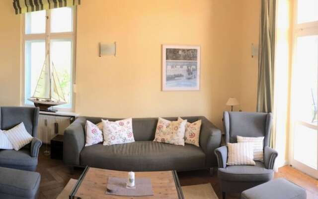 4 Villa Blanck Comfortable Holiday Residence