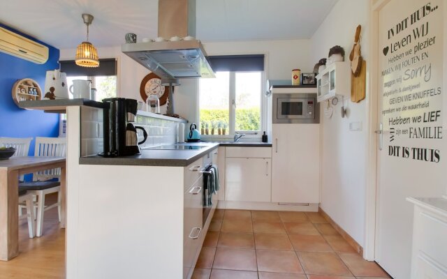 Sun-kissed Bungalow in Denekamp With Garden