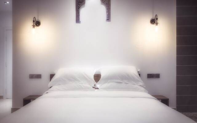 Zizai Music B&B(Qilou Old Street Branch)