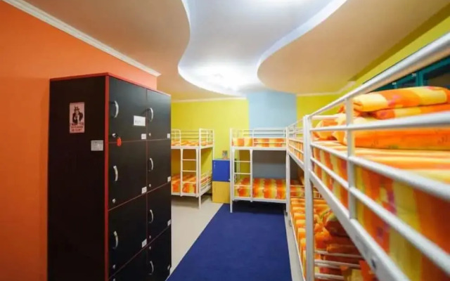 Funky Mamaliga Hostel