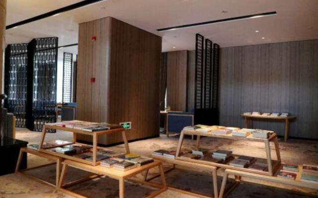 Shengxiao Grand Hotel (Quzhou Airport)