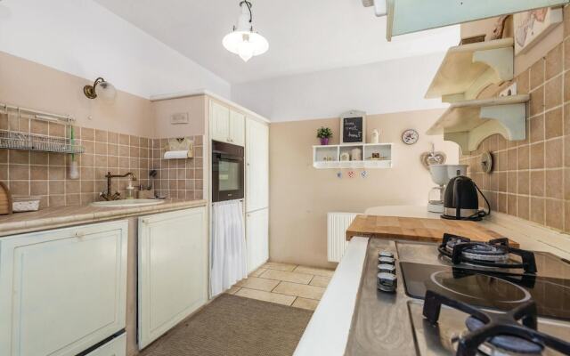 Amazing Home in Rab With Wifi and 3 Bedrooms