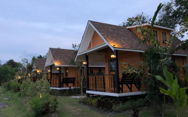 Chang Puak Resort Damnoen Saduak