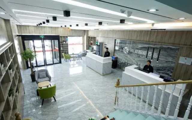 Fiat Hotel (Mengyin Square)