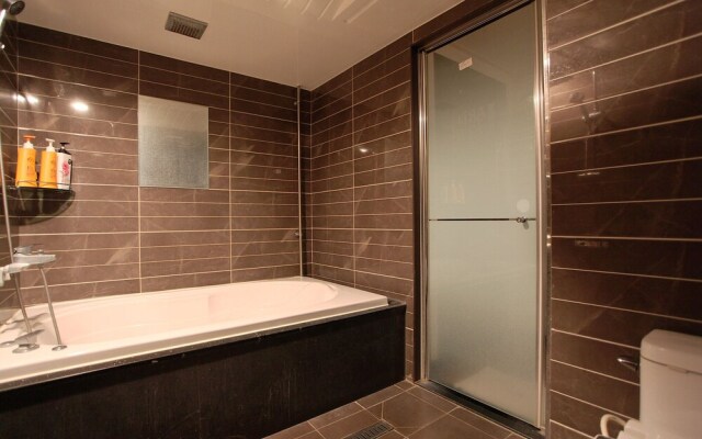 Art 1 Hotel