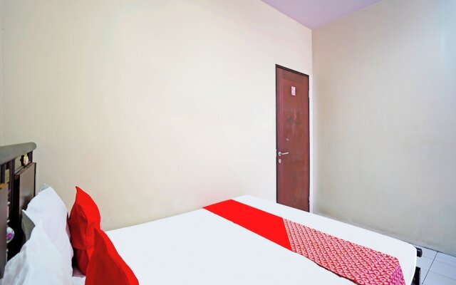 OYO 91415 De Wijaya Hotel