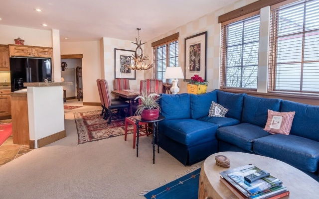 Westridge #27 - 3 Br Condo