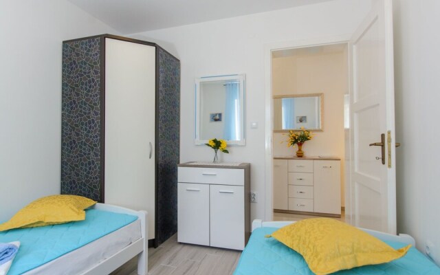 House Mirjana