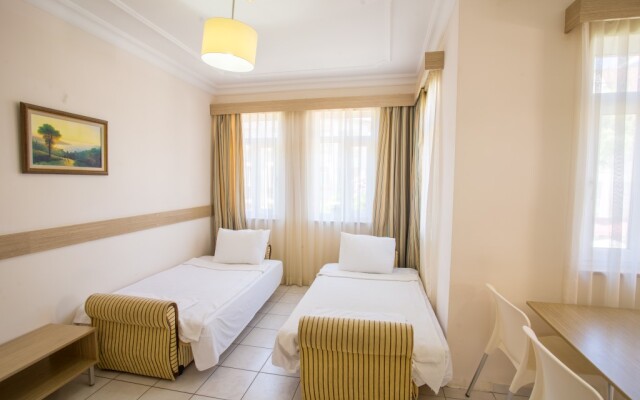 Side Village Family Suite Hotel