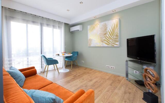 Le Classe : Hypercentre, 150m Palais, Climatisation