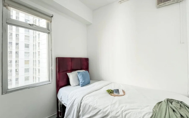 Warm And Homey 2Br Apartment At Green Bay Pluit