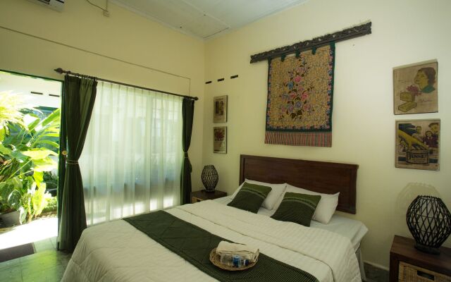 Mango Tree Dipudjo Homestay