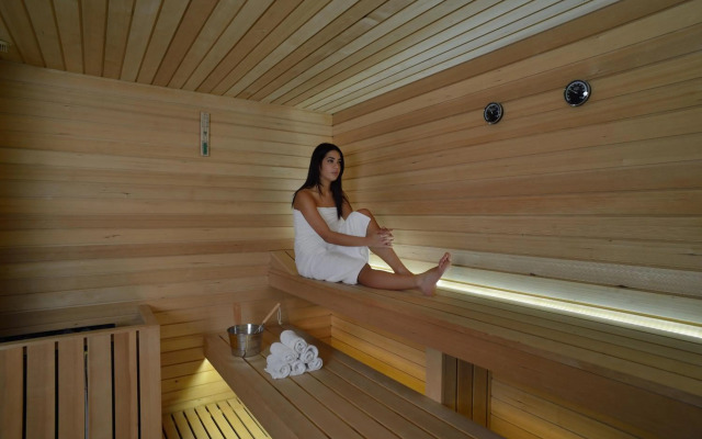 Embassy Hotel & SPA