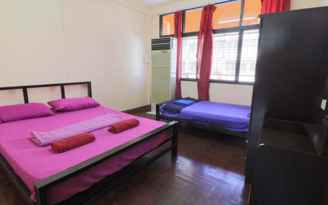 Yaya Guesthouse - Hostel