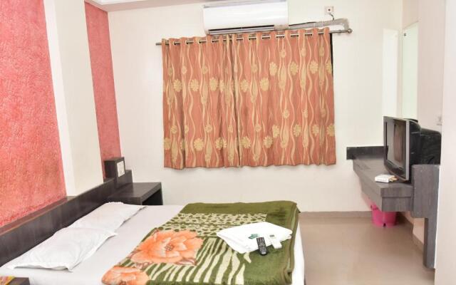 Hotel sai dhyan