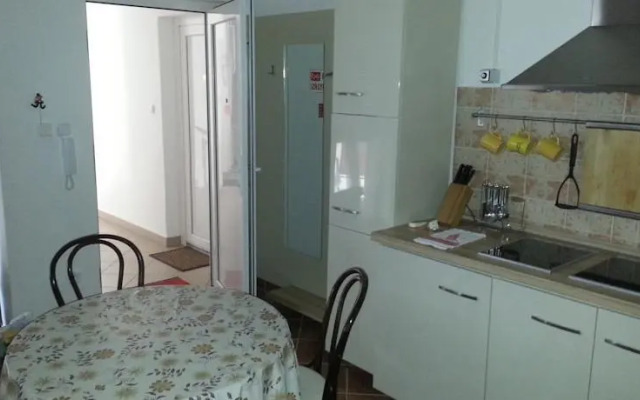 Crazy Frog Apartments