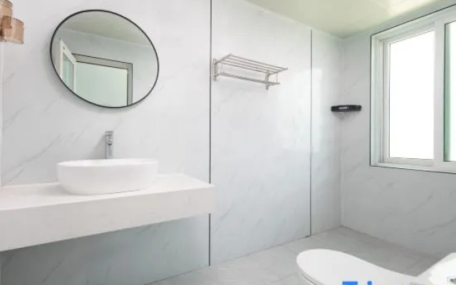 Jindao Jianing Seaview Hotel