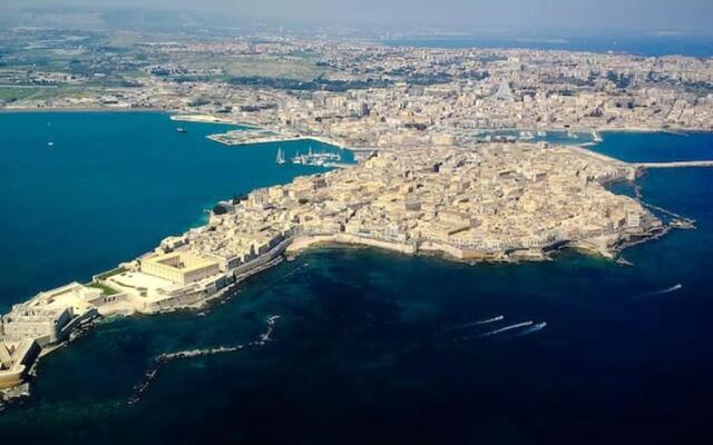 One bedroom appartement with wifi at Siracusa