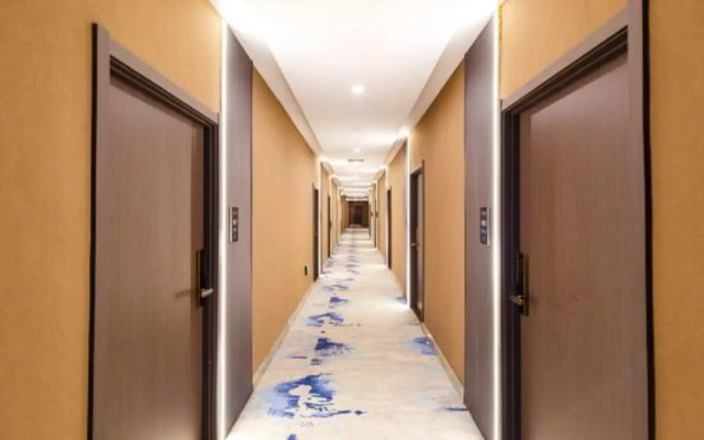 Liaoyang Zhuoyue Hotel