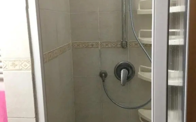 One bedroom appartement with wifi at Firenze
