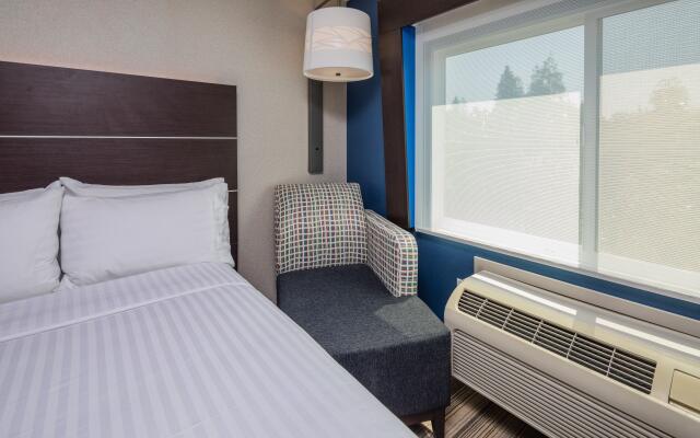 Holiday Inn Express Sunnyvale - Silicon Valley by IHG