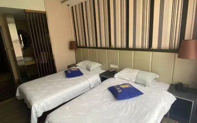 Super 8 Urumqi Yingbin Road