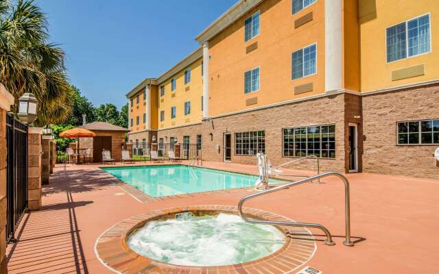 Comfort Suites Alexandria North