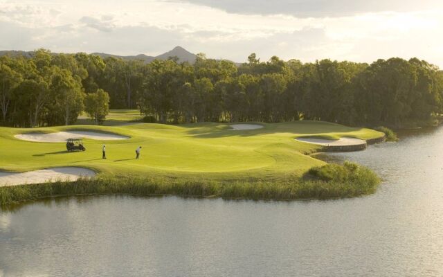 Noosa Springs Golf Resort & Spa