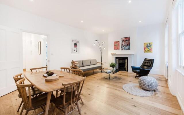 Covent Garden Apartments - Netflix and Nespresso