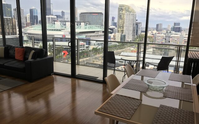 Dockland View Apartment