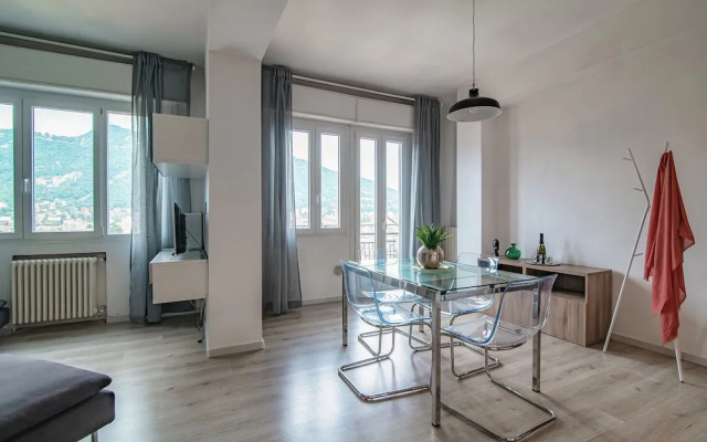 JOIVY Family Flat W/Balcony