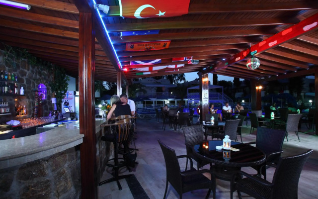 Summer in Garden Suites & Beach Hotel