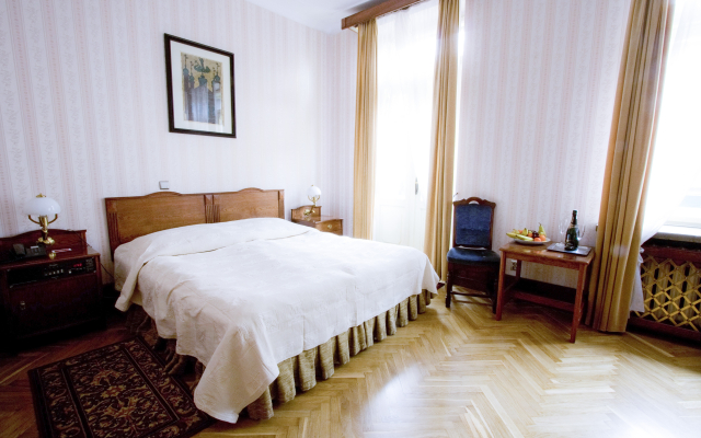 Hotel H15 Francuski Old Town - Destigo Hotels