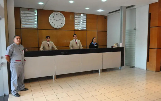 Rede Andrade Luxor Hotel