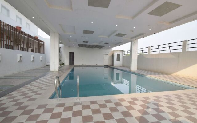 OYO 23196 Hotel Yash Meridion