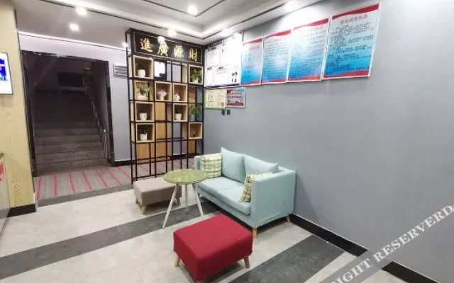 Junyi Chain Hotel (Qiu County Xincheng Road)