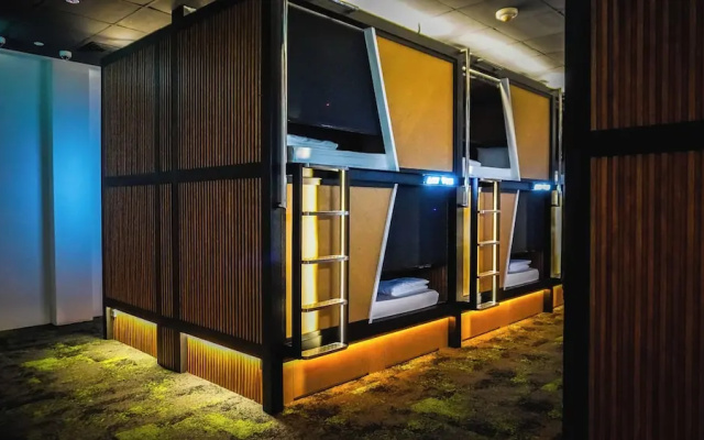 Napzone KLIA T2 – Guest Rooms – Sepang