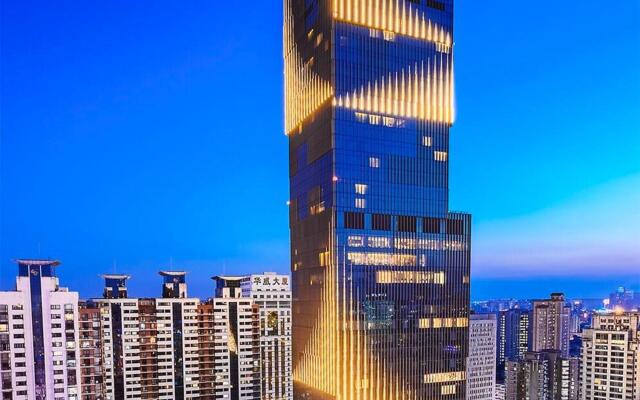 Nanjing Golden Eagle International Hotel