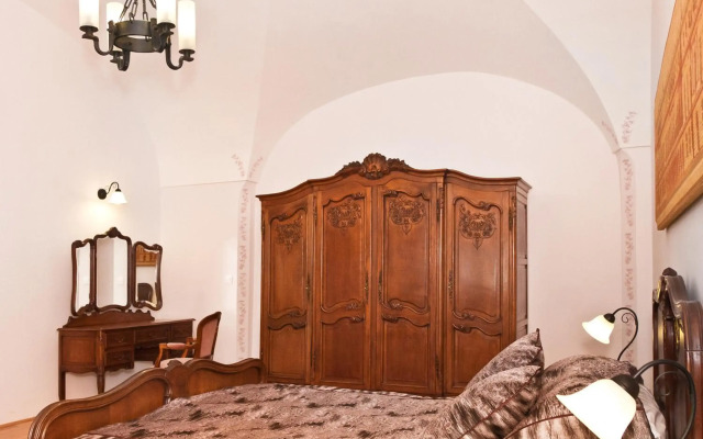 Klastrom Hotel