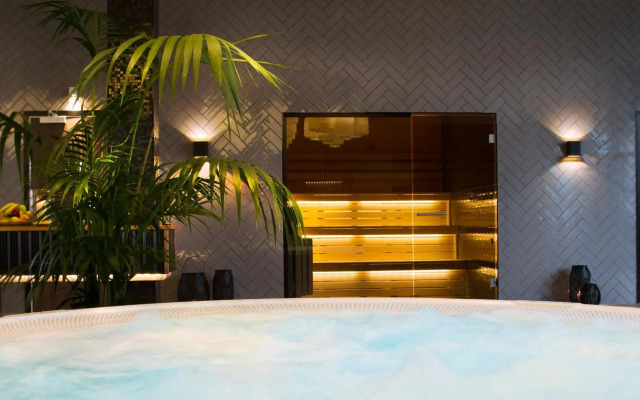 Clarion Hotel Gillet