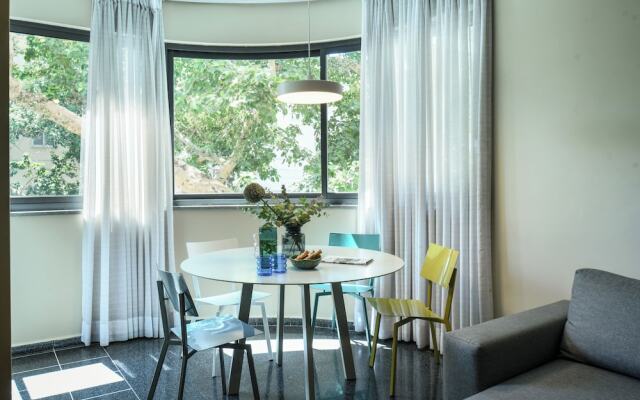 Turquoise 1BR Dizengoff Apt by SeaNRent