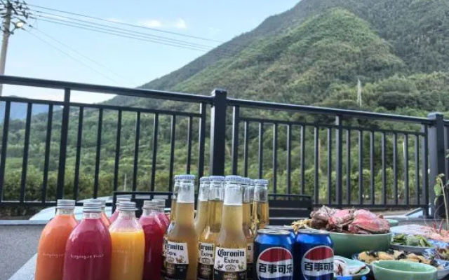 Lishui Yunhe Manguang Homestay (Yunhe Terrace Scenic Area) — 2-star hotel in Lishui